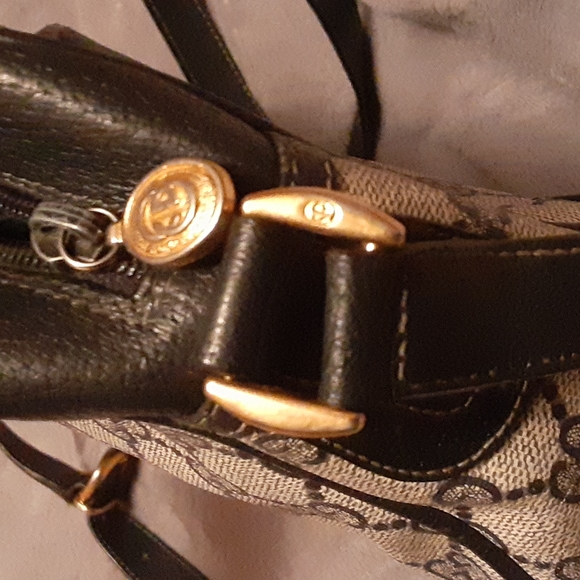 Gucci Vintage Purse - Picture 15 of 16